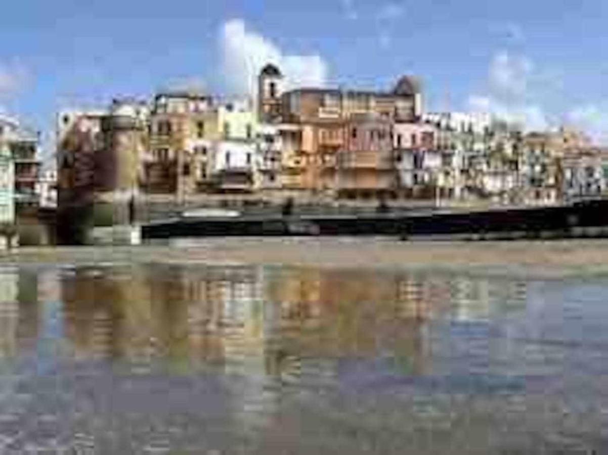 Appartamento Charming And Cozy House Nettuno Esterno foto